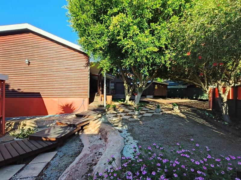 3 Bedroom Property for Sale in Fraaiuitsig Western Cape